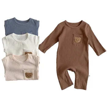 0-24 м Комбинезон для новорожденных для маленьких девочек и мальчиков, хлопковый мягкий комбинезон с длинными рукавами для младенцев, повседневная весенне-осенняя одежда для малышей с мультяшным медведем Изображение