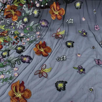 Изготовление свадебного платья из черной сетчатой кружевной ткани с тяжелой вышивкой в виде цветка, продается ярдом Изображение