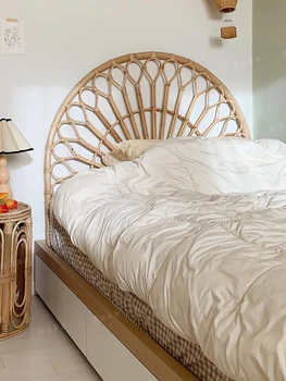 Прикроватная спинка кровати B & B из ротанга, спинка кровати rattan Nordic landing hotel украшена натуральным французским изголовьем Изображение